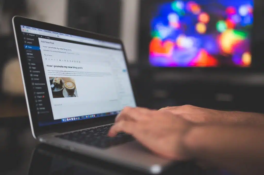 8 Formas de Ganhar Dinheiro com Marketing Digital

